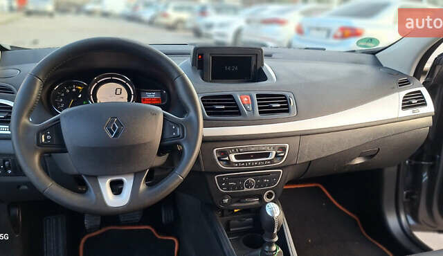 Серый Рено Меган, объемом двигателя 1.6 л и пробегом 210 тыс. км за 7550 $, фото 27 на Automoto.ua