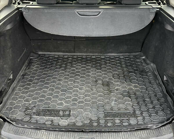 Серый Рено Меган, объемом двигателя 1.46 л и пробегом 298 тыс. км за 7500 $, фото 15 на Automoto.ua