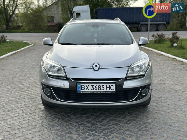 Сірий Рено Меган, об'ємом двигуна 1.5 л та пробігом 260 тис. км за 7700 $, фото 2 на Automoto.ua