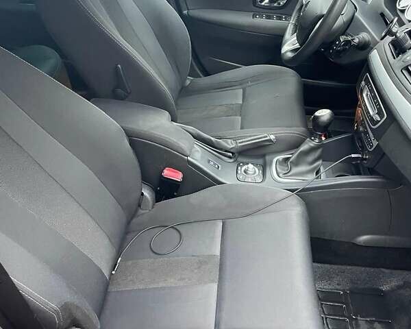 Серый Рено Меган, объемом двигателя 1.9 л и пробегом 200 тыс. км за 7650 $, фото 22 на Automoto.ua