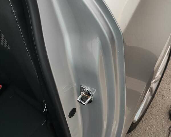 Сірий Рено Меган, об'ємом двигуна 1.46 л та пробігом 241 тис. км за 7800 $, фото 11 на Automoto.ua