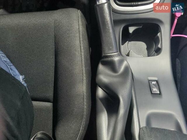 Сірий Рено Меган, об'ємом двигуна 1.46 л та пробігом 208 тис. км за 7200 $, фото 7 на Automoto.ua