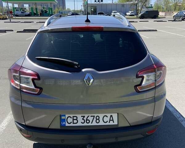 Серый Рено Меган, объемом двигателя 1.46 л и пробегом 280 тыс. км за 8299 $, фото 8 на Automoto.ua