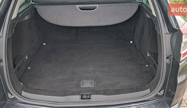 Серый Рено Меган, объемом двигателя 1.5 л и пробегом 225 тыс. км за 8899 $, фото 36 на Automoto.ua