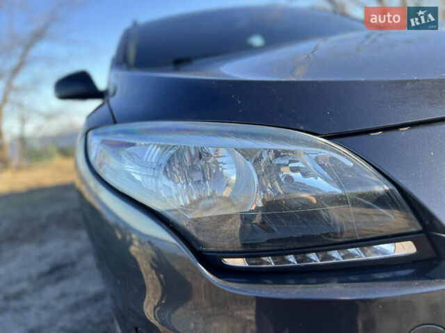 Сірий Рено Меган, об'ємом двигуна 1.5 л та пробігом 270 тис. км за 7000 $, фото 9 на Automoto.ua