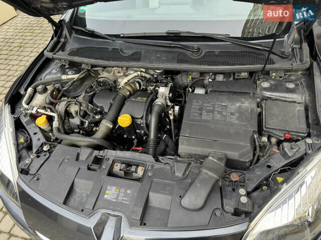 Серый Рено Меган, объемом двигателя 1.5 л и пробегом 278 тыс. км за 8450 $, фото 64 на Automoto.ua