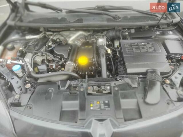 Сірий Рено Меган, об'ємом двигуна 1.46 л та пробігом 214 тис. км за 8800 $, фото 8 на Automoto.ua