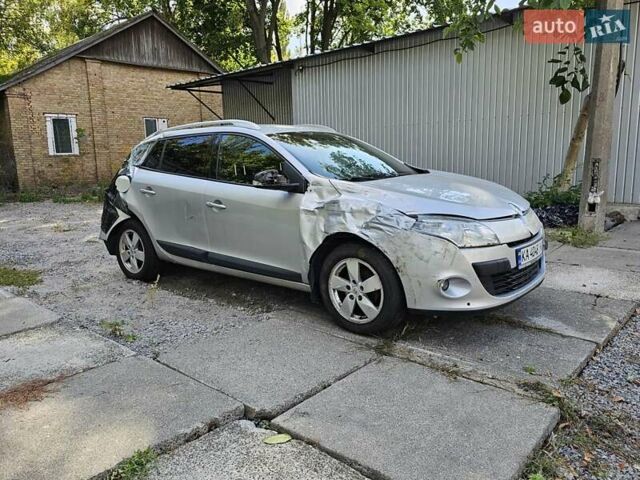 Сірий Рено Меган, об'ємом двигуна 1.46 л та пробігом 170 тис. км за 2900 $, фото 8 на Automoto.ua