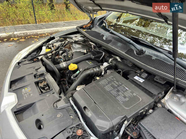 Рено Меган 2012 в Чернигове на Automoto.ua Серый Рено Меган, объемом двигателя 1.5 л и пробегом 218 тыс. км за 8500 $, фото 33 на Automoto.ua