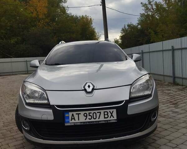 Серый Рено Меган, объемом двигателя 1.5 л и пробегом 280 тыс. км за 7200 $, фото 11 на Automoto.ua
