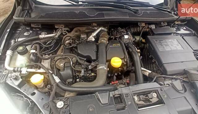 Сірий Рено Меган, об'ємом двигуна 1.46 л та пробігом 325 тис. км за 8700 $, фото 51 на Automoto.ua