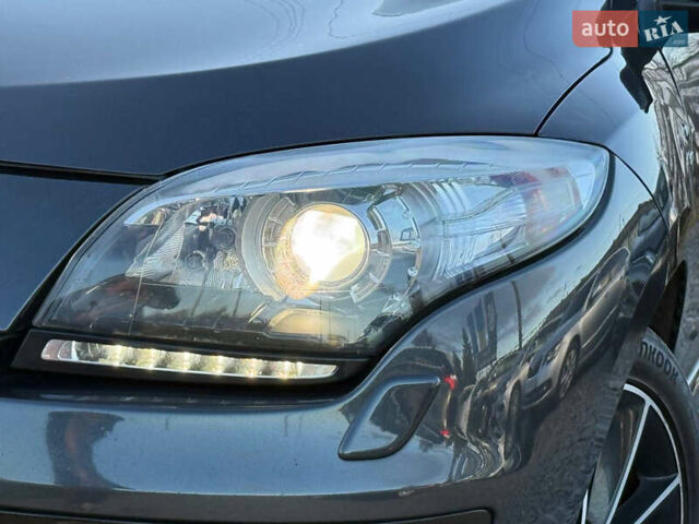 Серый Рено Меган, объемом двигателя 1.5 л и пробегом 235 тыс. км за 8500 $, фото 7 на Automoto.ua