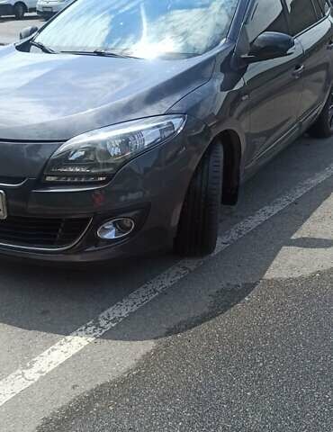 Сірий Рено Меган, об'ємом двигуна 1.46 л та пробігом 325 тис. км за 8700 $, фото 60 на Automoto.ua