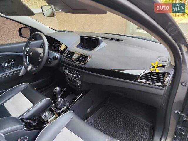 Серый Рено Меган, объемом двигателя 1.5 л и пробегом 201 тыс. км за 8200 $, фото 18 на Automoto.ua