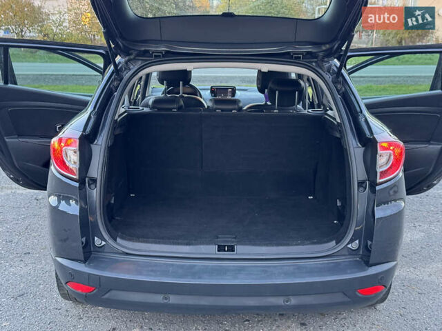 Серый Рено Меган, объемом двигателя 1.5 л и пробегом 260 тыс. км за 7800 $, фото 13 на Automoto.ua