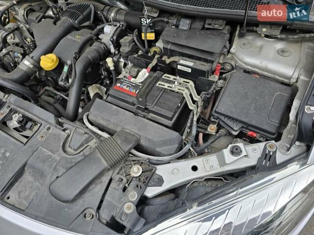 Серый Рено Меган, объемом двигателя 1.46 л и пробегом 195 тыс. км за 8500 $, фото 38 на Automoto.ua