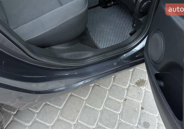 Серый Рено Меган, объемом двигателя 1.46 л и пробегом 183 тыс. км за 8100 $, фото 86 на Automoto.ua