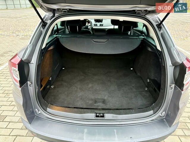 Серый Рено Меган, объемом двигателя 1.6 л и пробегом 176 тыс. км за 9200 $, фото 25 на Automoto.ua