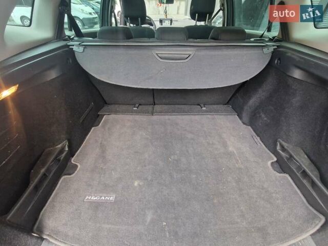 Сірий Рено Меган, об'ємом двигуна 1.5 л та пробігом 234 тис. км за 7700 $, фото 17 на Automoto.ua