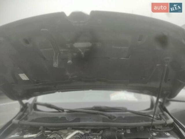 Сірий Рено Меган, об'ємом двигуна 1.46 л та пробігом 214 тис. км за 8800 $, фото 11 на Automoto.ua