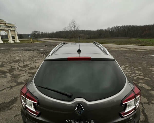 Серый Рено Меган, объемом двигателя 1.5 л и пробегом 229 тыс. км за 9200 $, фото 11 на Automoto.ua