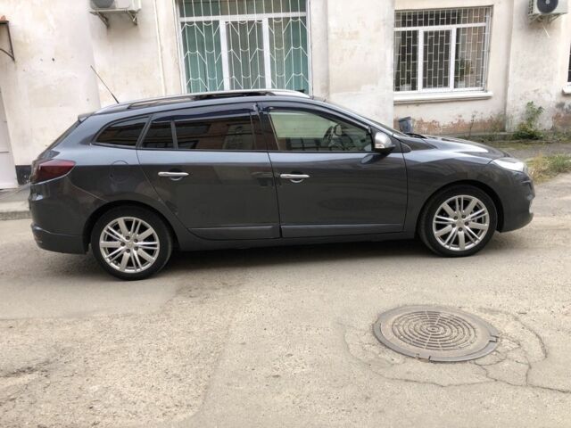 Рено Меган 2012 в Белой Церкве на Automoto.ua Серый Рено Меган, объемом двигателя 1.5 л и пробегом 210 тыс. км за 9500 $, фото 1 на Automoto.ua