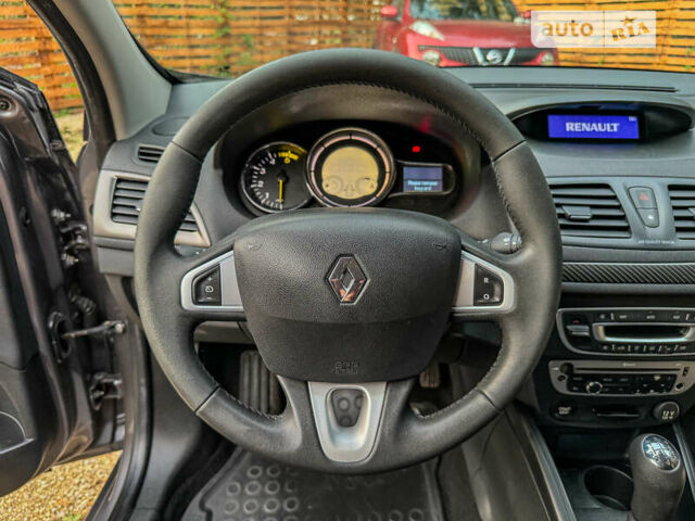 Серый Рено Меган, объемом двигателя 1.5 л и пробегом 190 тыс. км за 8450 $, фото 55 на Automoto.ua