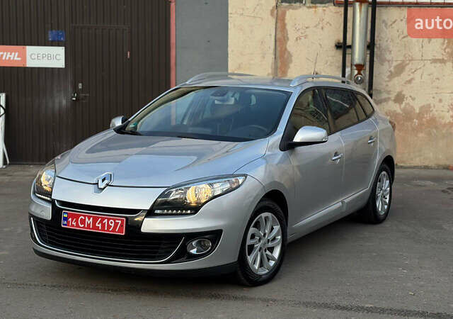 Серый Рено Меган, объемом двигателя 1.5 л и пробегом 215 тыс. км за 7600 $, фото 3 на Automoto.ua