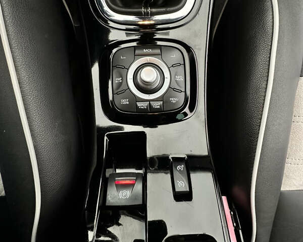 Серый Рено Меган, объемом двигателя 1.5 л и пробегом 229 тыс. км за 9200 $, фото 28 на Automoto.ua