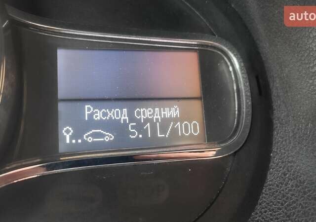 Серый Рено Меган, объемом двигателя 1.5 л и пробегом 264 тыс. км за 6253 $, фото 5 на Automoto.ua