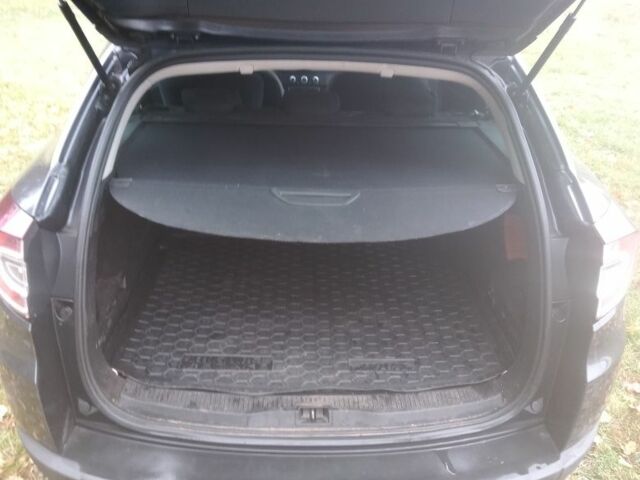 Серый Рено Меган, объемом двигателя 1.5 л и пробегом 234 тыс. км за 7600 $, фото 6 на Automoto.ua