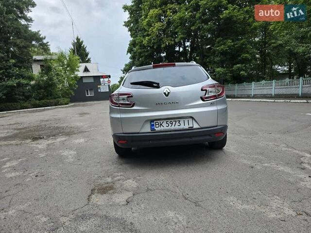 Серый Рено Меган, объемом двигателя 1.46 л и пробегом 195 тыс. км за 8500 $, фото 11 на Automoto.ua