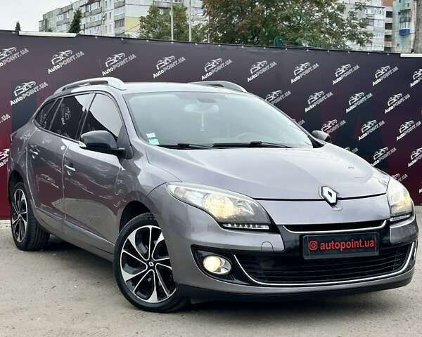 Сірий Рено Меган, об'ємом двигуна 1.6 л та пробігом 224 тис. км за 8900 $, фото 2 на Automoto.ua