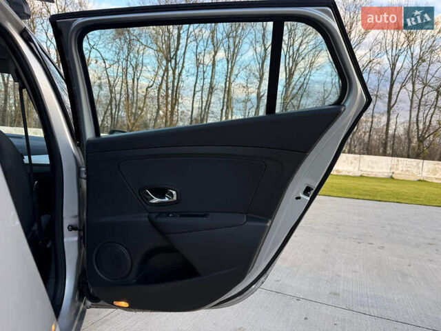 Серый Рено Меган, объемом двигателя 1.5 л и пробегом 184 тыс. км за 7500 $, фото 34 на Automoto.ua