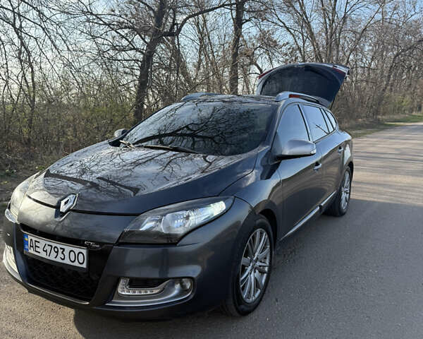 Сірий Рено Меган, об'ємом двигуна 1.5 л та пробігом 304 тис. км за 8000 $, фото 7 на Automoto.ua