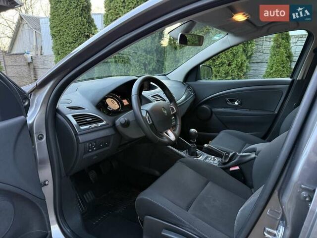 Серый Рено Меган, объемом двигателя 1.5 л и пробегом 270 тыс. км за 7950 $, фото 22 на Automoto.ua