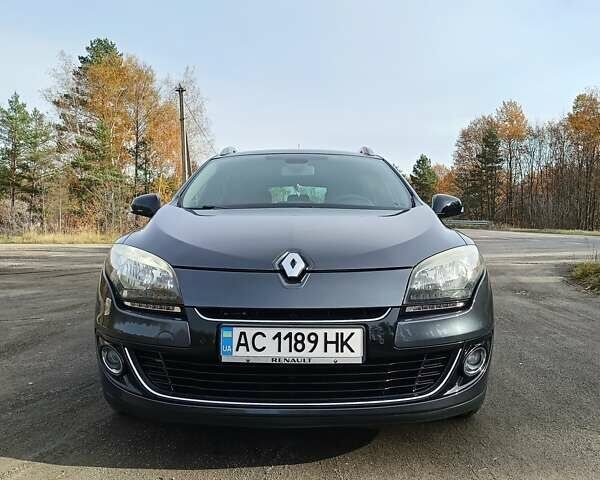Серый Рено Меган, объемом двигателя 1.5 л и пробегом 263 тыс. км за 8600 $, фото 1 на Automoto.ua
