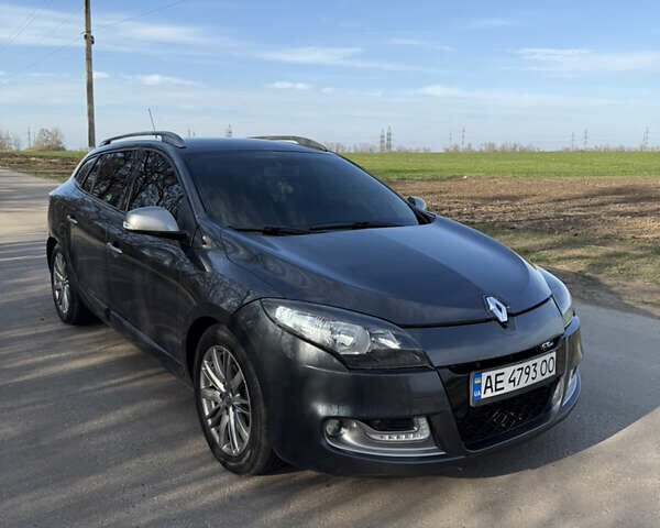 Сірий Рено Меган, об'ємом двигуна 1.5 л та пробігом 304 тис. км за 8000 $, фото 2 на Automoto.ua