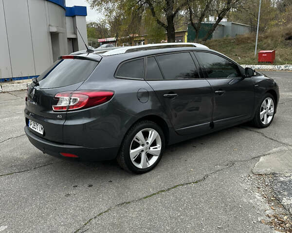 Сірий Рено Меган, об'ємом двигуна 1.46 л та пробігом 319 тис. км за 9200 $, фото 8 на Automoto.ua