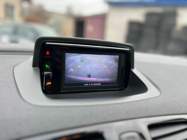 Сірий Рено Меган, об'ємом двигуна 1.5 л та пробігом 217 тис. км за 8300 $, фото 19 на Automoto.ua