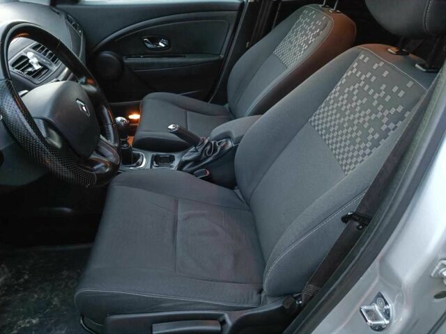 Серый Рено Меган, объемом двигателя 1.5 л и пробегом 269 тыс. км за 6890 $, фото 18 на Automoto.ua