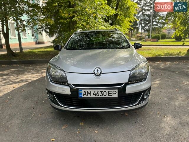 Сірий Рено Меган, об'ємом двигуна 1.46 л та пробігом 275 тис. км за 7800 $, фото 5 на Automoto.ua