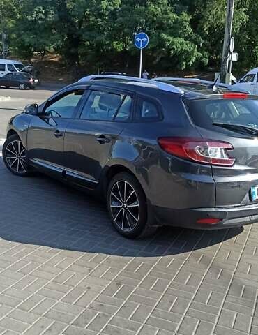 Сірий Рено Меган, об'ємом двигуна 1.46 л та пробігом 325 тис. км за 8700 $, фото 84 на Automoto.ua