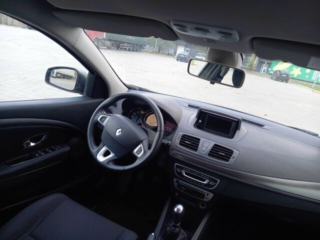 Сірий Рено Меган, об'ємом двигуна 1.5 л та пробігом 191 тис. км за 7950 $, фото 20 на Automoto.ua