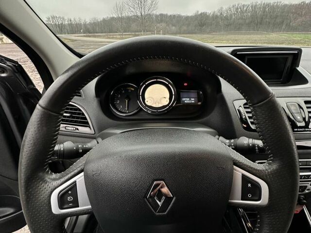 Серый Рено Меган, объемом двигателя 1.5 л и пробегом 229 тыс. км за 9200 $, фото 5 на Automoto.ua