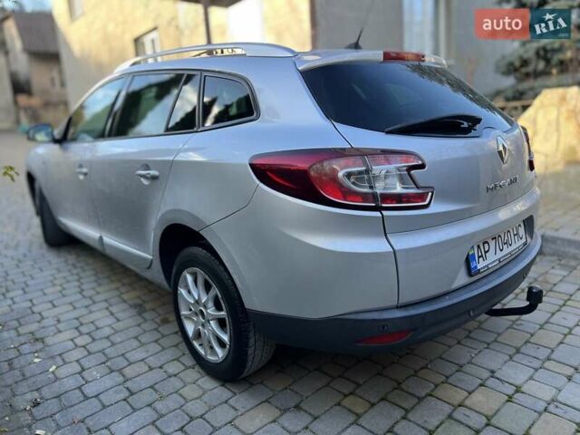 Сірий Рено Меган, об'ємом двигуна 1.6 л та пробігом 266 тис. км за 6300 $, фото 12 на Automoto.ua