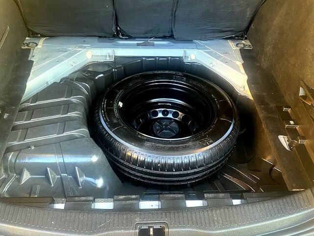 Серый Рено Меган, объемом двигателя 1.5 л и пробегом 310 тыс. км за 6700 $, фото 6 на Automoto.ua