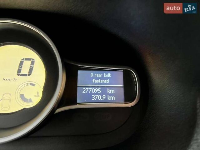 Серый Рено Меган, объемом двигателя 1.46 л и пробегом 277 тыс. км за 7300 $, фото 8 на Automoto.ua