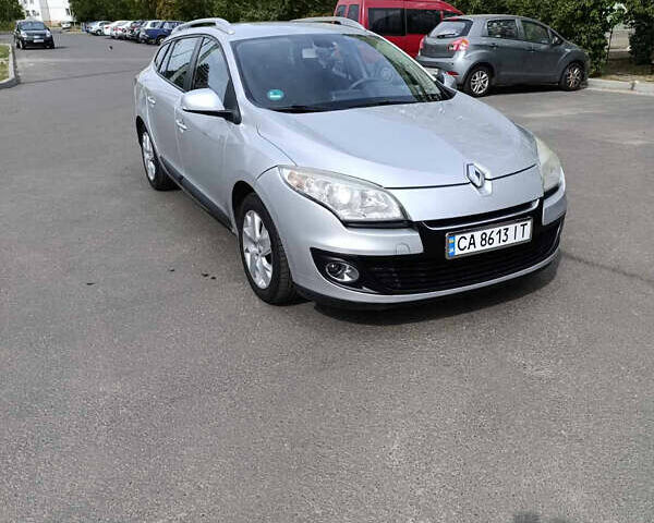 Серый Рено Меган, объемом двигателя 1.46 л и пробегом 230 тыс. км за 6900 $, фото 5 на Automoto.ua