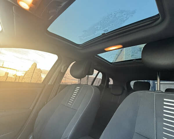 Сірий Рено Меган, об'ємом двигуна 1.46 л та пробігом 319 тис. км за 6500 $, фото 7 на Automoto.ua